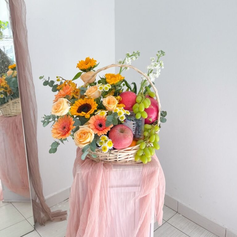 Fruits & Flower Fruits & Flower Arrangement 01 MyFloraland