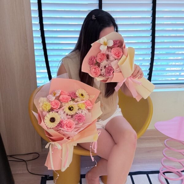 Soap Flower Bouquet | Brightest Color