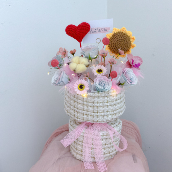 Soap Flower Bouquet | Golden Smile 02