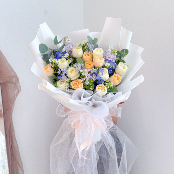 Fresh Flower Bouquet | Olive Garden