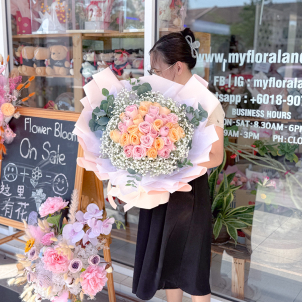 Fresh Flower Bouquet | Mira