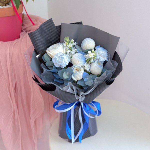 Fresh Flower Bouquet | Tender Blue