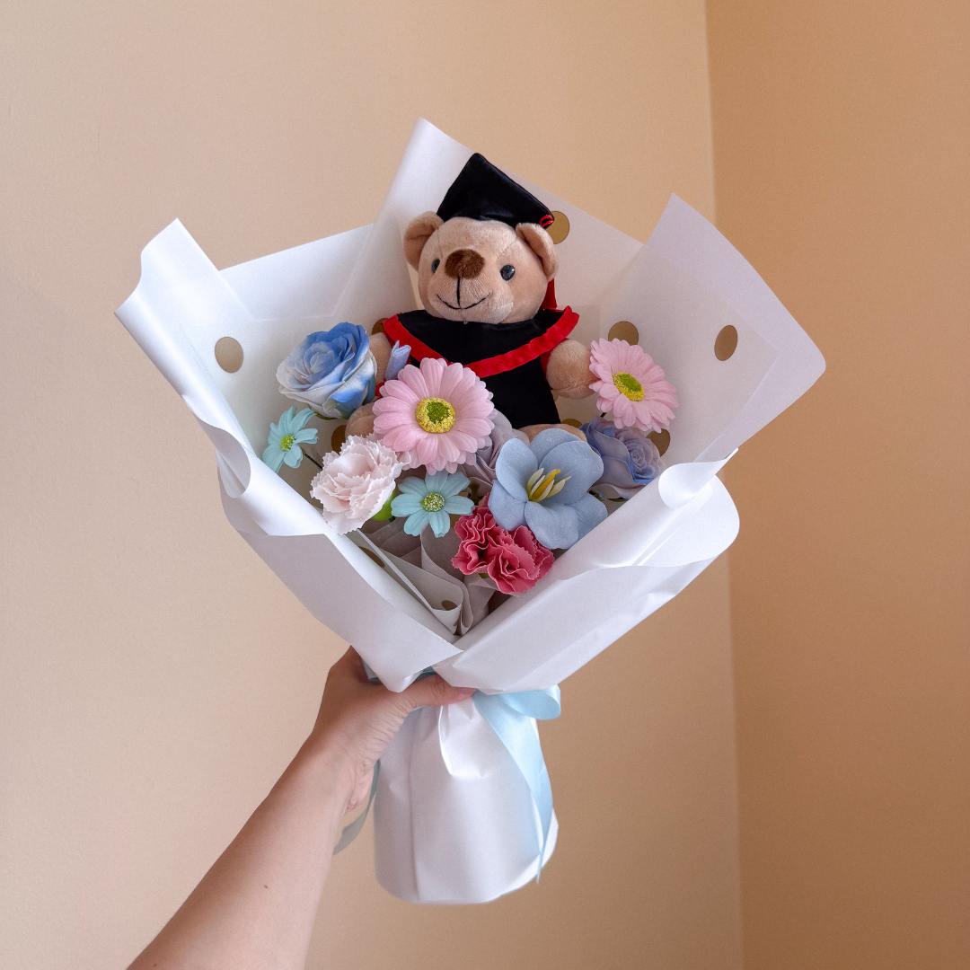 Soap Flower Bouquet | Grad Poppie