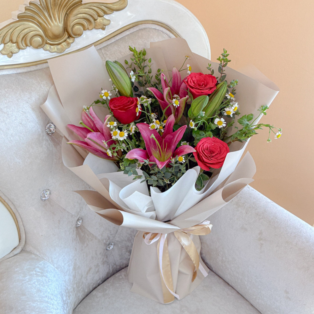 Fresh Flower | Malily with Roses